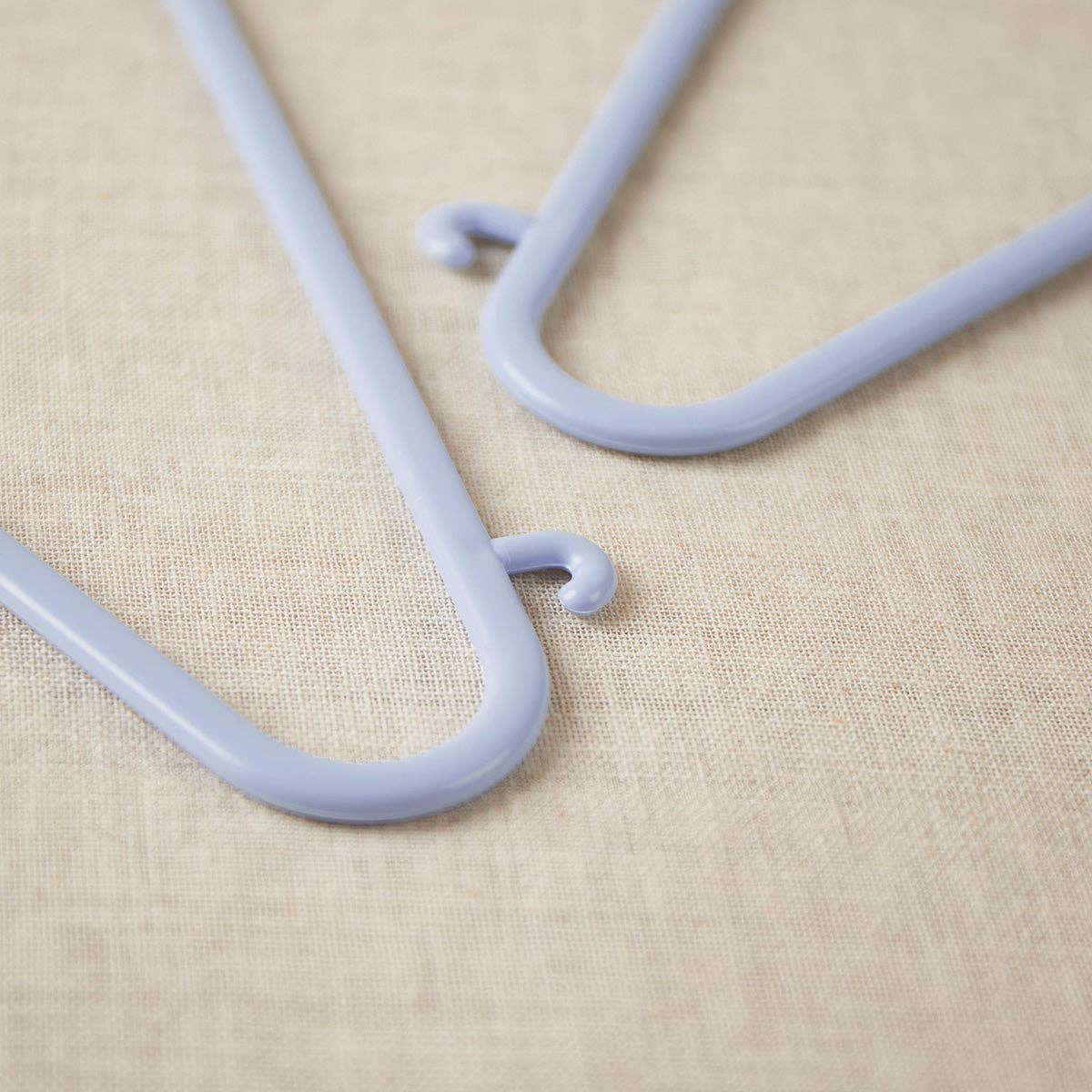 Bieco Spielwaren - Wholesale Clothes Hangers - CLOTHES HANGER 8-PIECE SET LILAC6