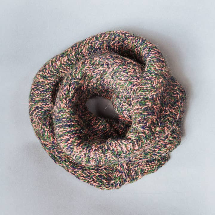 Awamaki - Wholesale Scarf - Unisex - Wayra Cable Infinity Scarf10