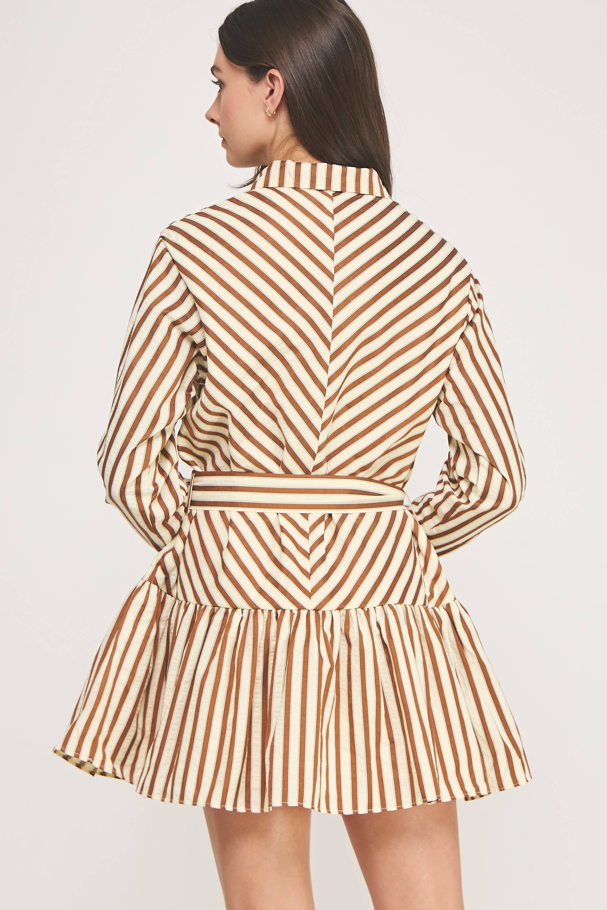 Strut & Bolt - Vendita all'ingrosso Vestito - Donna - Abito mini a righe con bottoni24