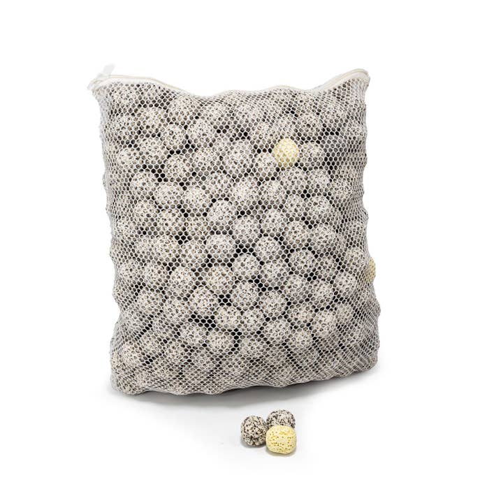 AQUA DREAM - Wholesale Home and garden - Ceramic Media for Fish Tank 5.5 LBS – High-Performance Porous Aquarium Filter for Freshwater and Coral Reef Aquariums2