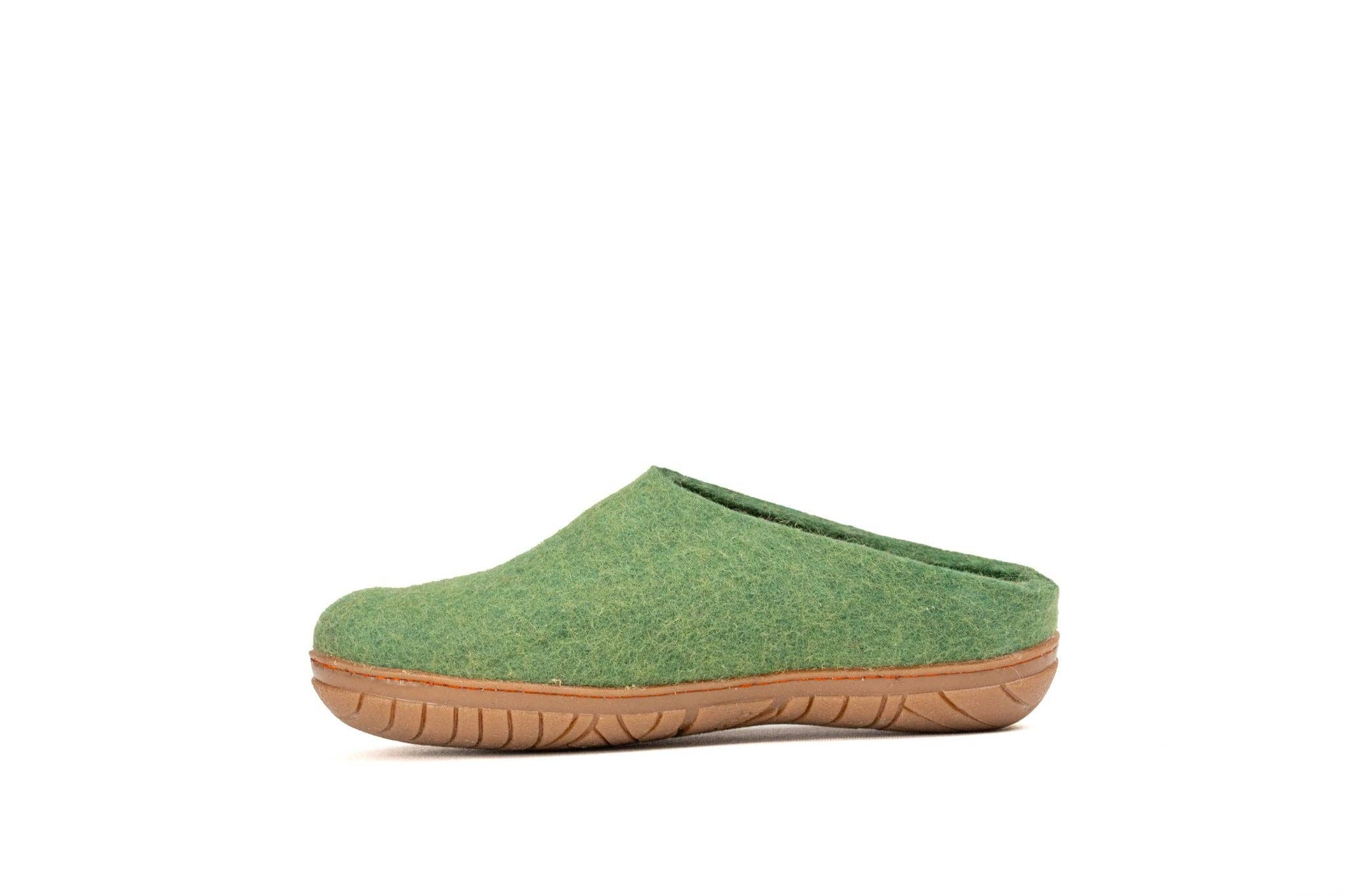 Woollyes Inc - Wholesale Slippers - Unisex - Outdoor Open Heel Slippers With Rubber Sole - Green3