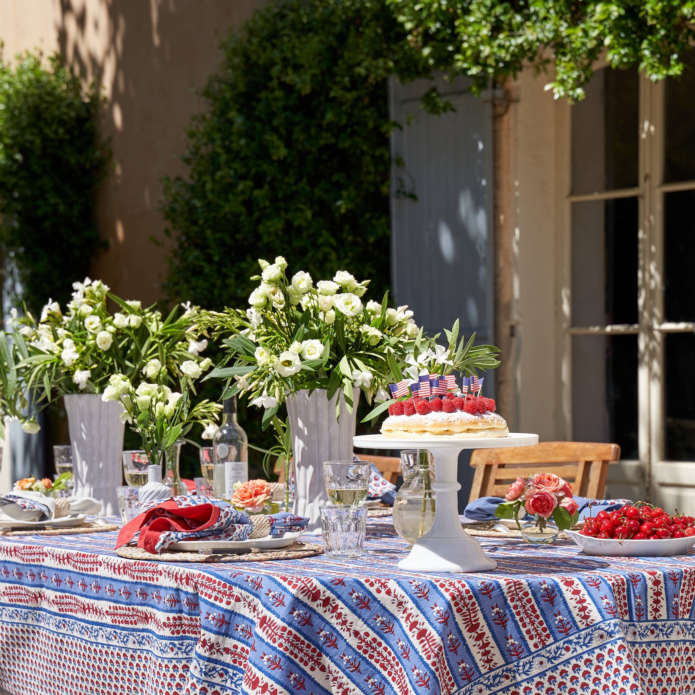 Couleur Nature - Wholesale Tablecloth - Provence Avignon Red & Blue Tablecloth8