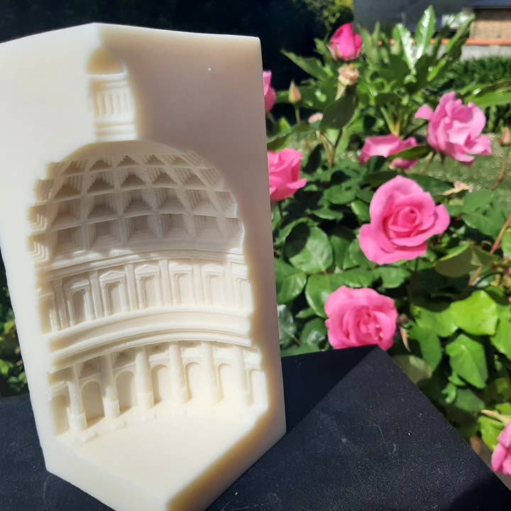 Nadia Vicente - Wholesale Novelty Candle - Cathedral Candle2