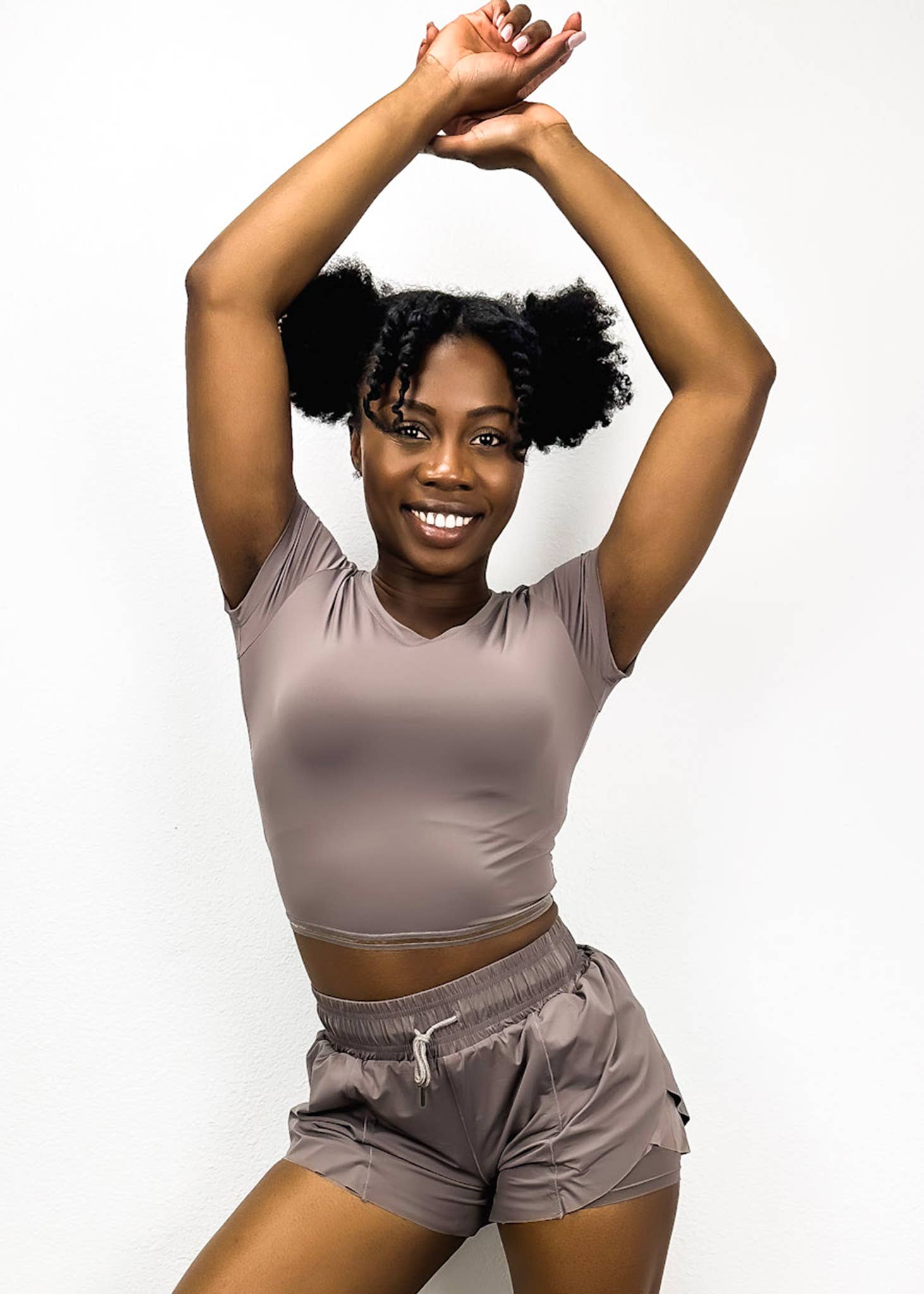 Active by Anna-Kaci - Wholesale Athletic Top - Women's - Fitted Cropped Mesh Trim Tee5