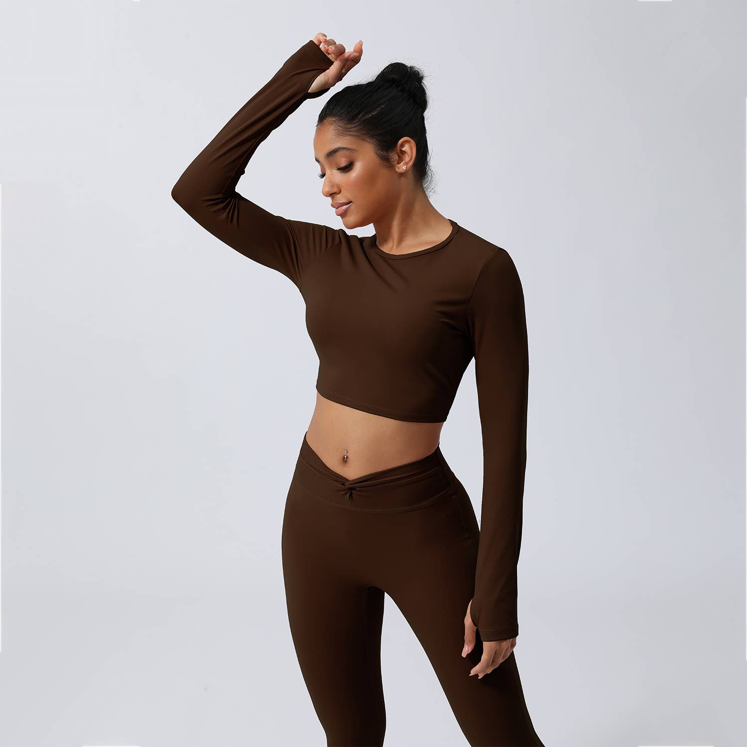 Sodalemon - Wholesale Athletic top – Women′s - Women Back Twist Sport Crop Long Sleeve Shirt7