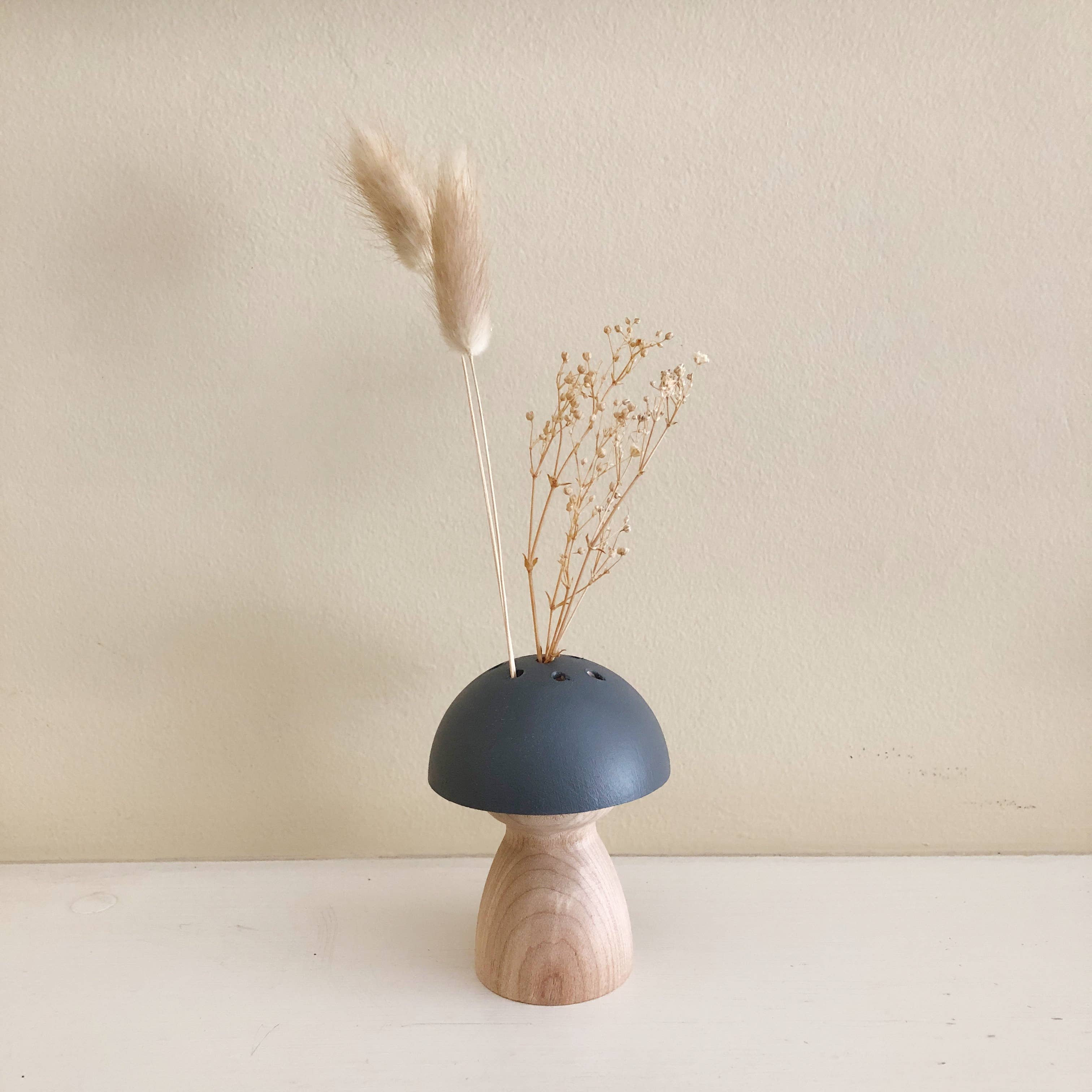 Stacy Wong - Wholesale Vase - Small Mushroom Vase - Mid Modern Base2