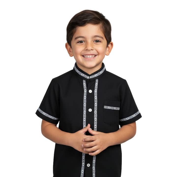 Boys Cuban Mexican Guayaberas 4-14 and other Purchase Wholesale cadenas para gafas. Free Returns & Net 60 Terms on Faire trending on Faire.