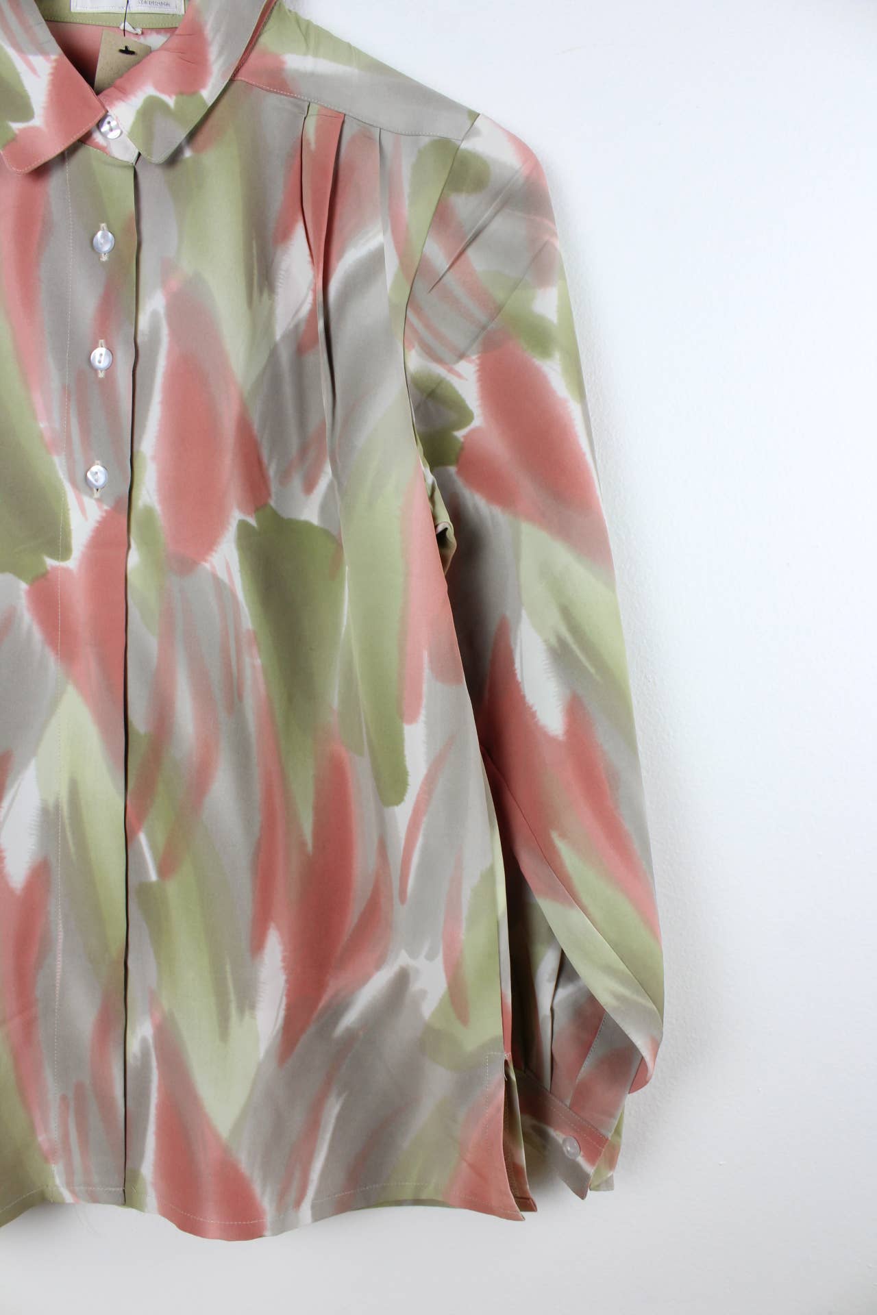 Sun's Out! - Vendita all'ingrosso Camicetta - Donna - Blusa a maniche lunghe con bottoni di seconda mano - Originale9