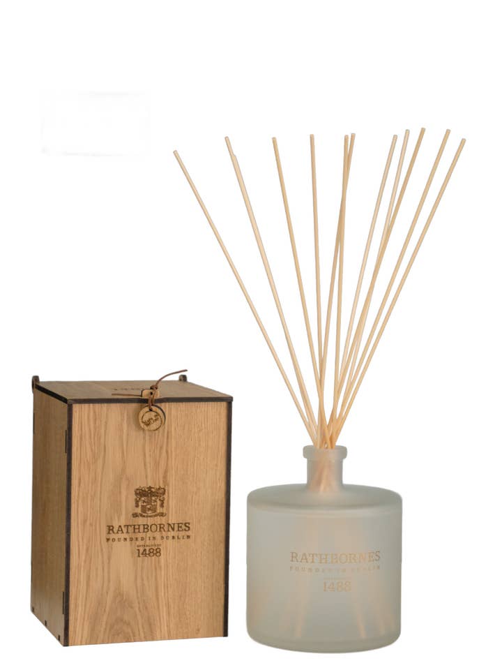 Diffuseur à roseaux 3 litres Menthe sauvage, Cresson & Thym pour la vente par Rathbornes 1488