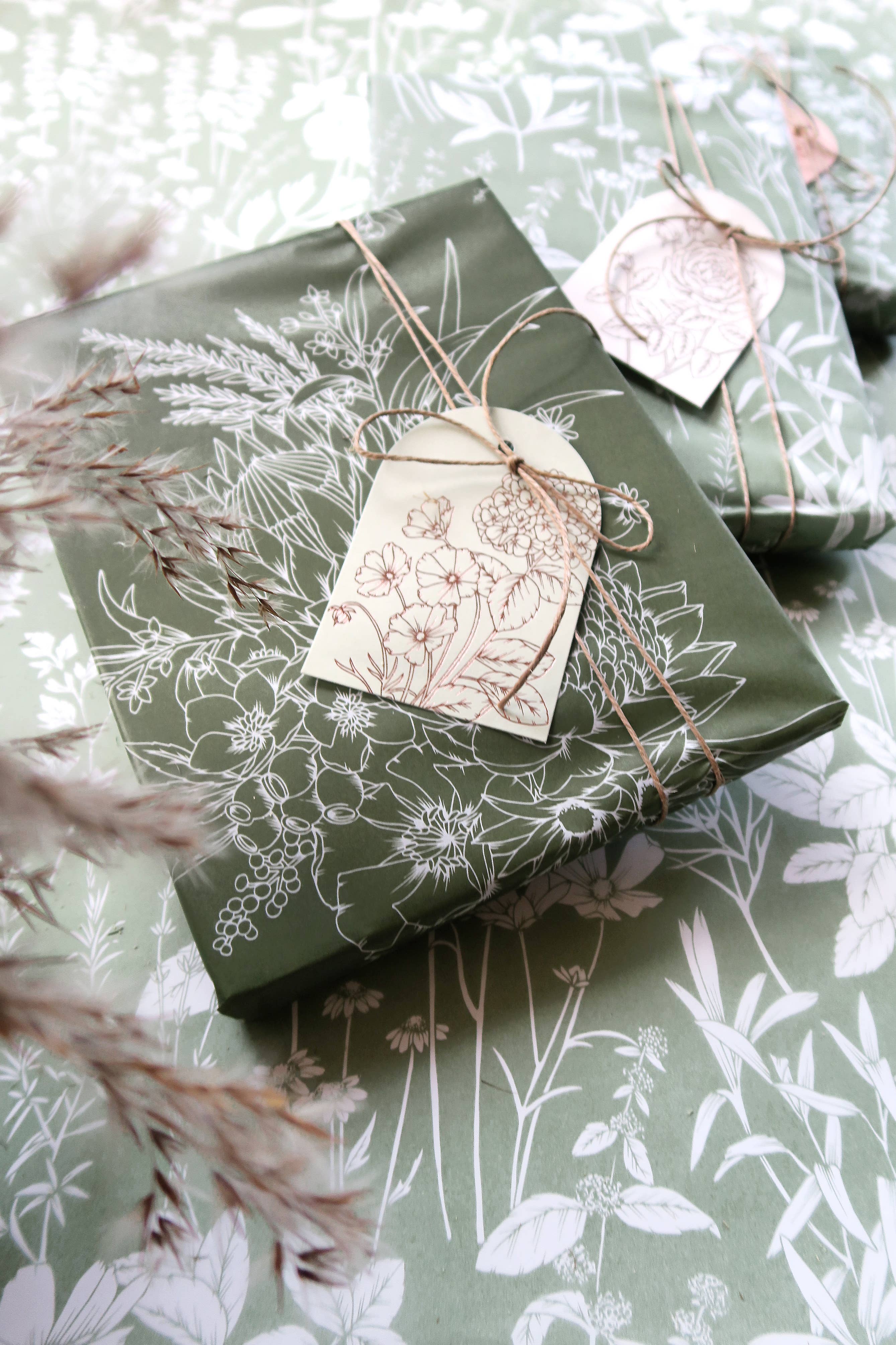 Typoflora – wholesale Tissue paper – Tissue Paper - King Protea In Olive3