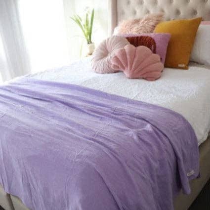 JADE AND MAY – wholesale Throw blanket – Cotton Throw in Lilac | Natural Fibre Homewares0