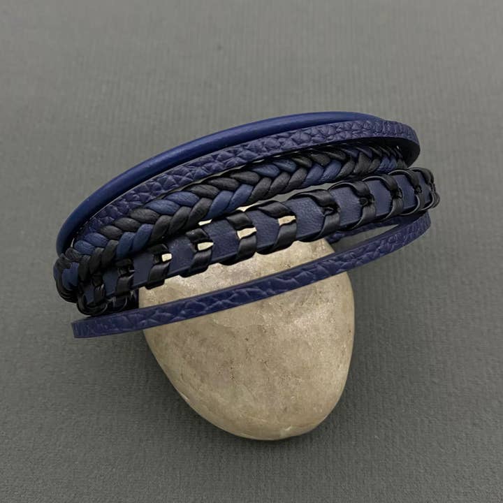 Mio Queena - Wholesale Bangle Bracelet - Men's Hand-woven PU Leather Magnetic Buckle Bracelets -MJ/BC4