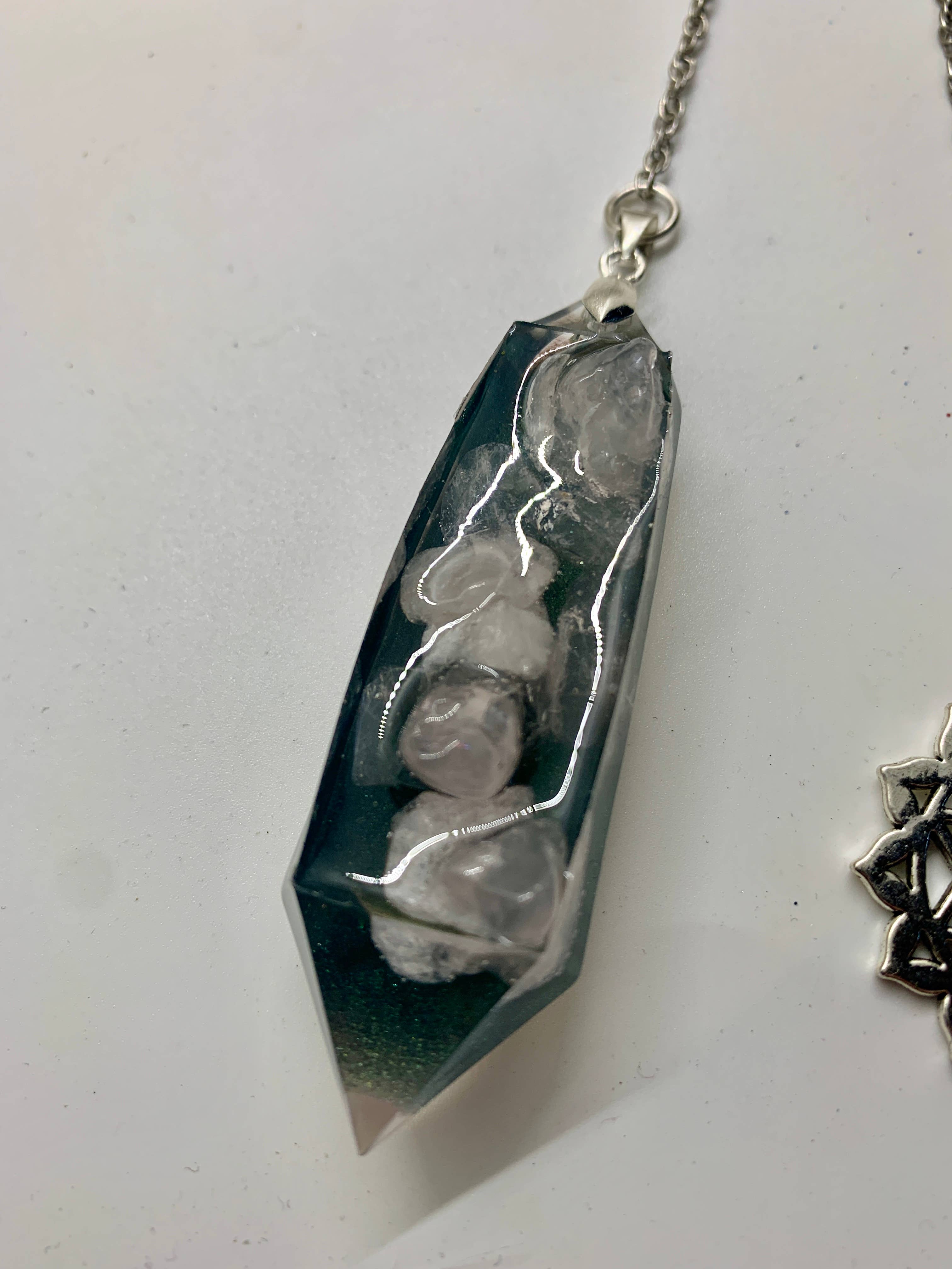 Orgonics by Driftwood Works Inc – wholesale Meditationsprodukter – Chakra-pendel (HJÄRTA)

1