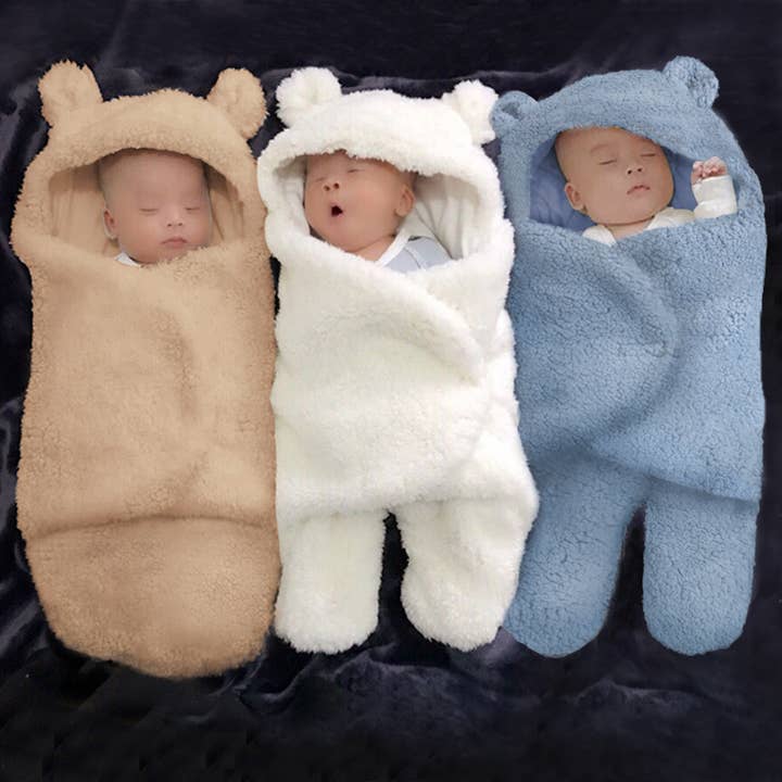 Misturar e combinar cores Swaddle com capuz em forma de urso para bebês recém-nascidos para venda a revendedores na Faire1