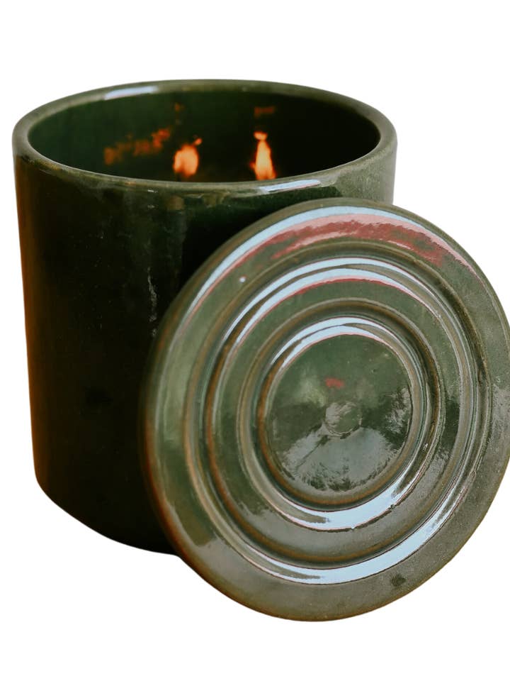 Tuberose Flower Candle 220g for wholesale by Aqui d'Aia