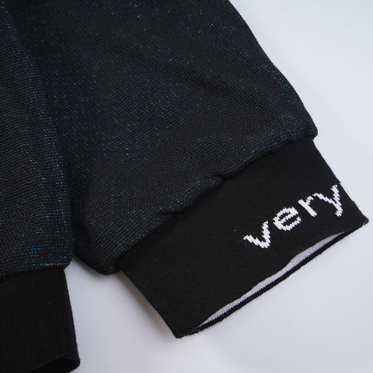 VERYRARE – Großhandel Hoodie – Unisex – Antiheldin/Judith [Kapuzenpullover]6