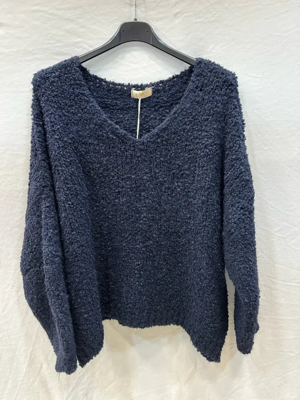 Mimi & Gogo – wholesale Pullovertröja - Dam – Oversized boucletröja i ull och alpaca9