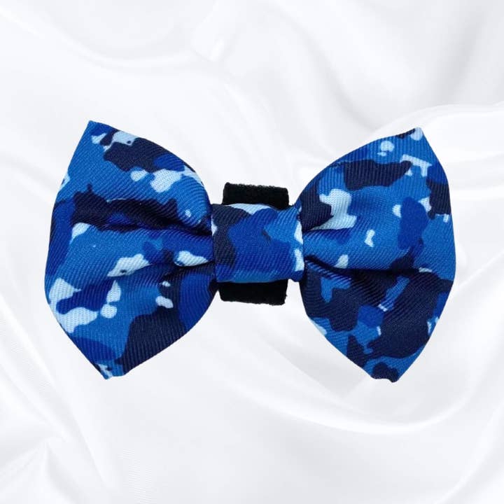 Hund fluga, Blå Kamouflage Hund Rosett, Fluga Hundkrage för wholesale av Pawsome Life