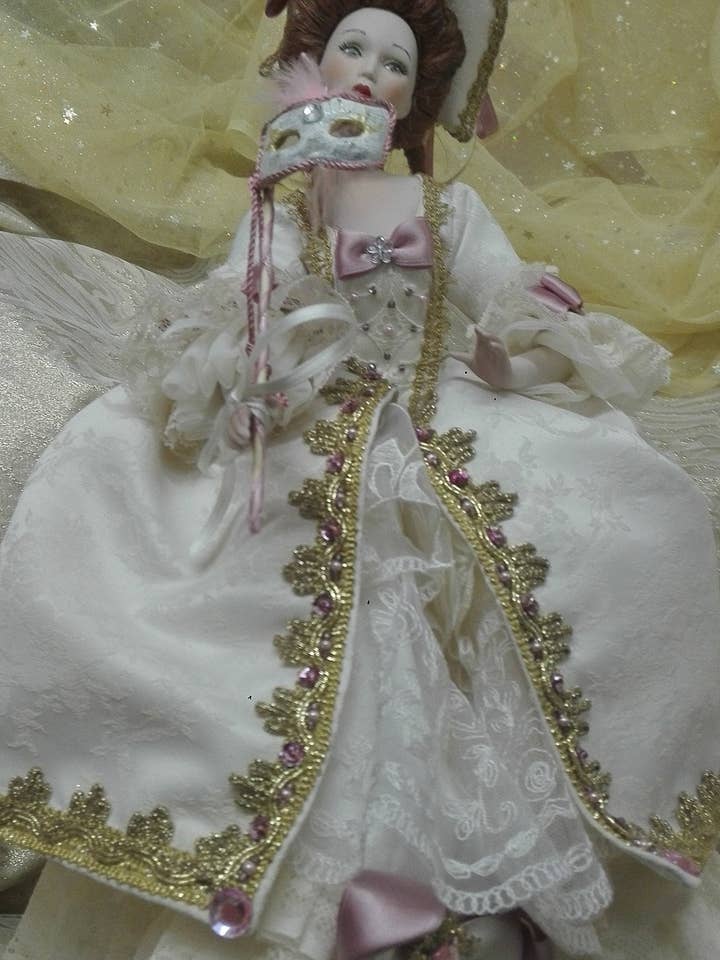 dukke dame i 1700-tallet for engroshandel hos MARAEL