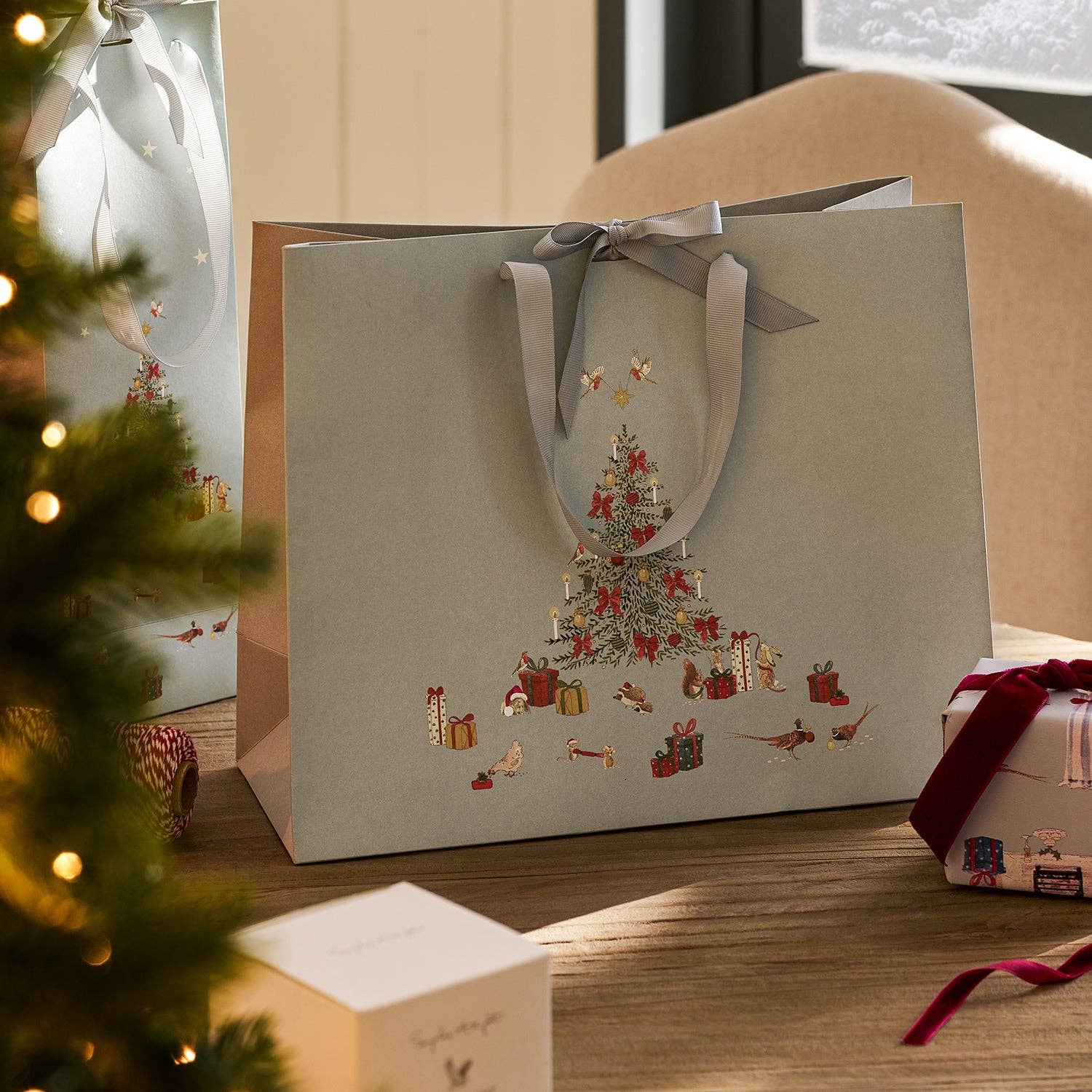 Sophie Allport - Wholesale Gift Bag - Cosy Christmas Gift Bag
