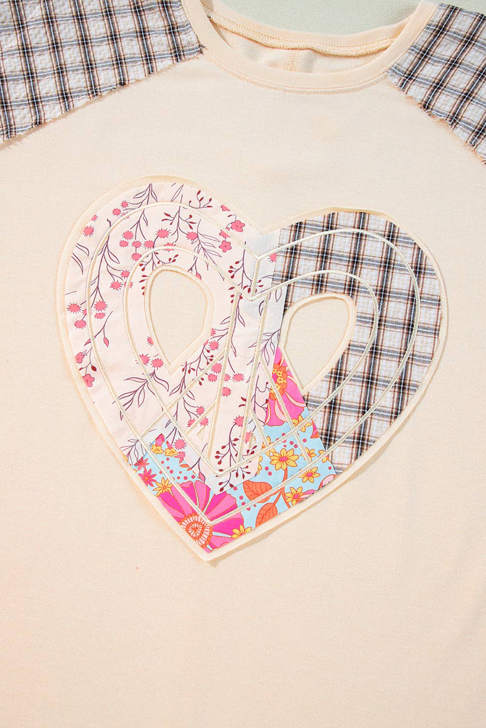 Suhkasana - Wholesale Knit Top - Women's - Plaid Floral Peace Heart Graphic Wide Long Sleeve Top5
