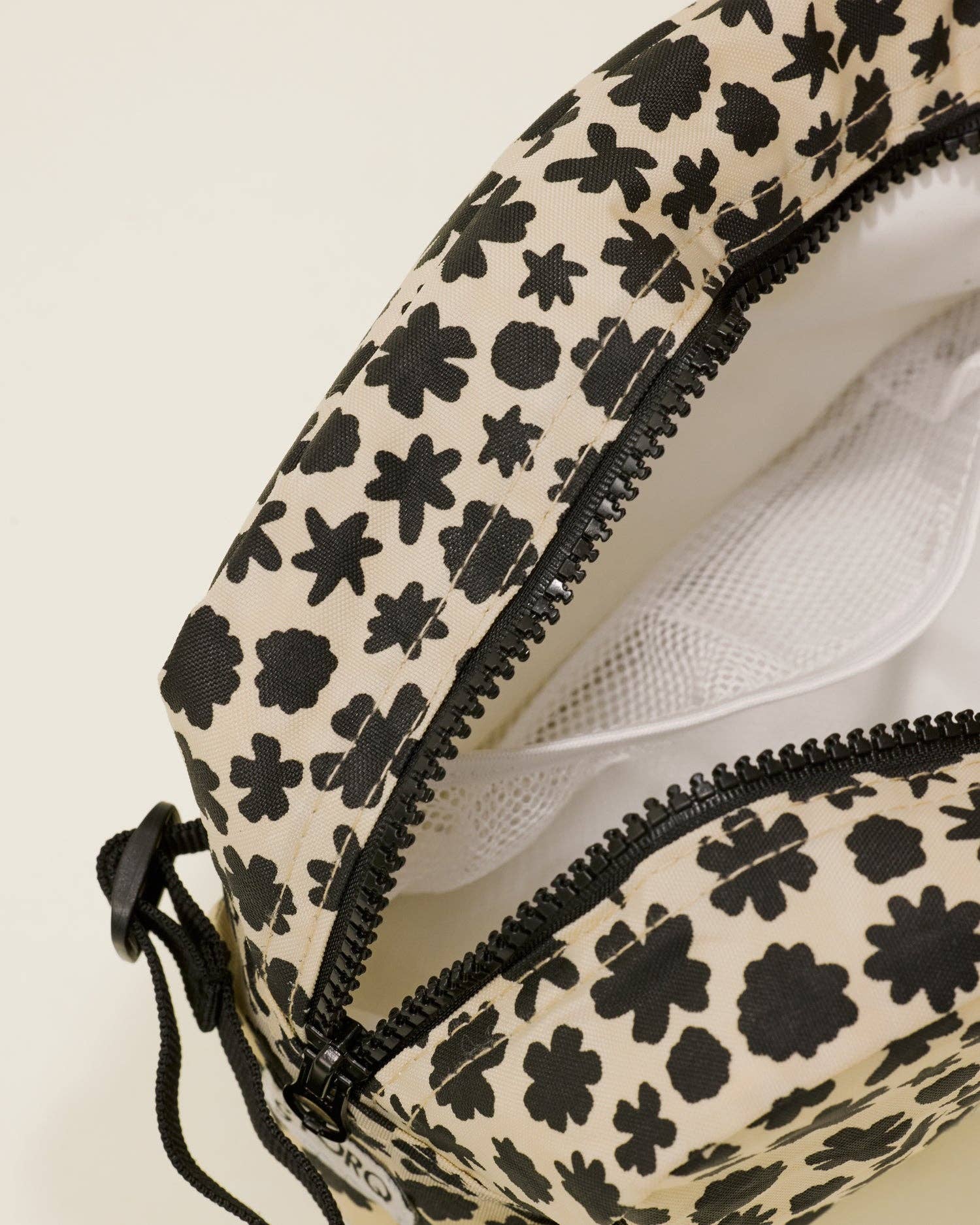 Kindred Bravely - Wholesale Cooler/Cooler Bag - Storq x Kindred Bravely Mini Cooler Bag6