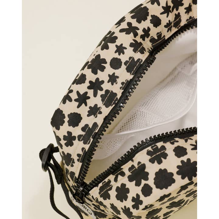 Kindred Bravely - Wholesale Cooler/Cooler Bag - Storq x Kindred Bravely Mini Cooler Bag6