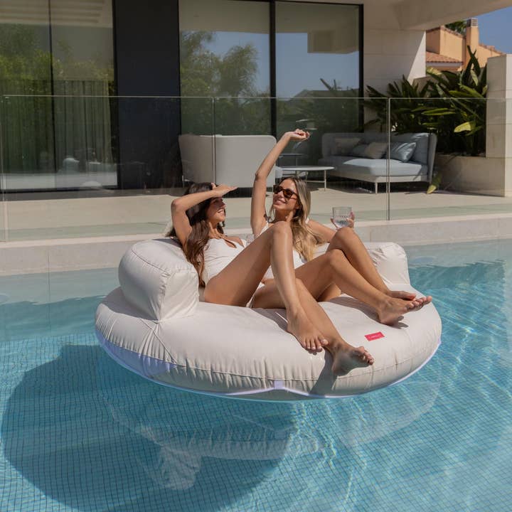 Flamingueo - Wholesale Beach accessories - Large round beige mattress with headrest7