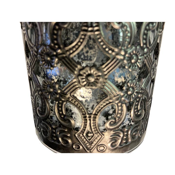 Will's Company - Wholesale Candle Holder - Elegant Metal & Glass Antiqued Silver Votive Candle Holder2