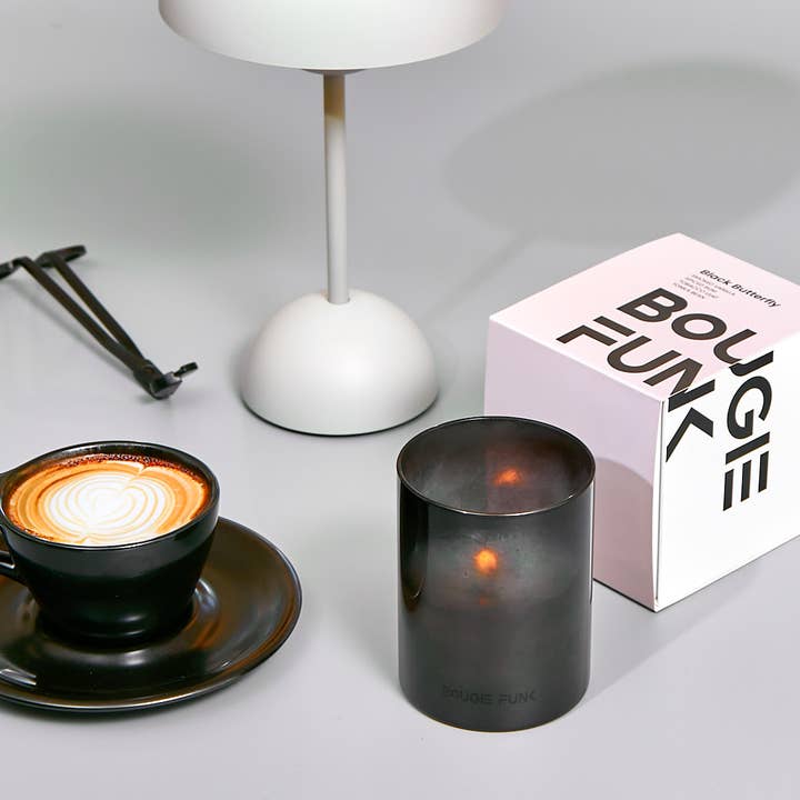 Papillon noir pour la vente par Bougie Funk