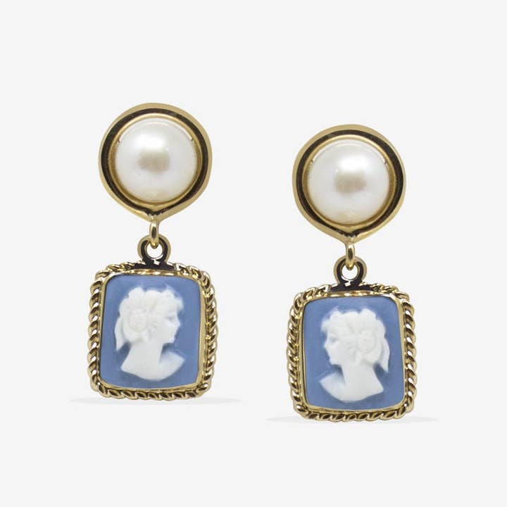 VINTOUCH ITALY - Vendita all'ingrosso Orecchini pendenti - The Beloved - Orecchini con cammeo blu cielo e perle placcati oro