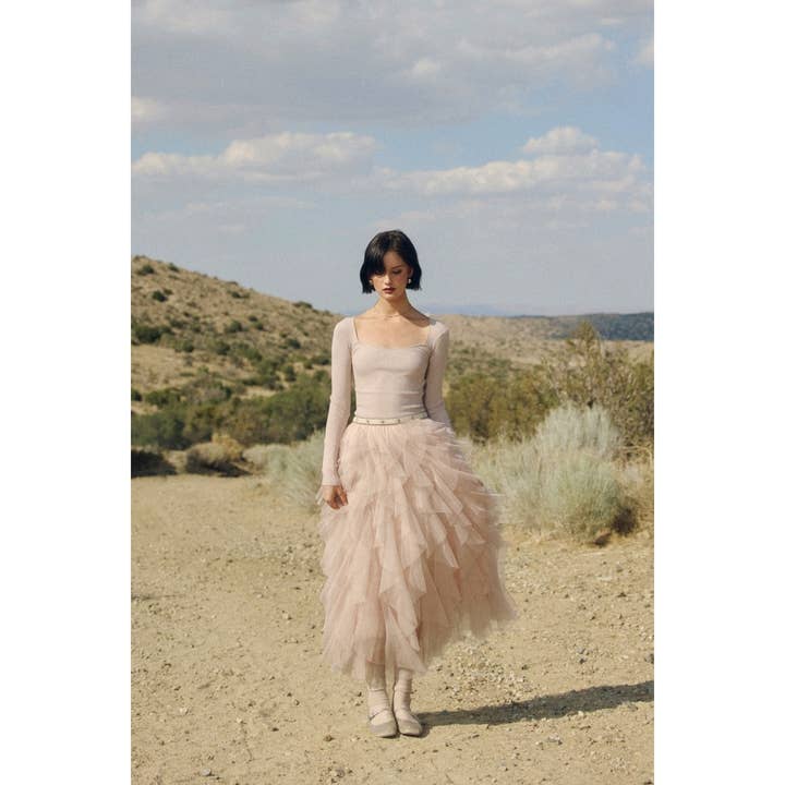 Peony Veil Elastic Ruffled Maxi Skirt for wholesale by Dress Forum