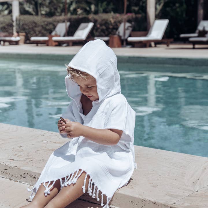 UNIQUE LOVE Design - Wholesale Poncho Towel - Kids & Baby - Poncho - Pure white4