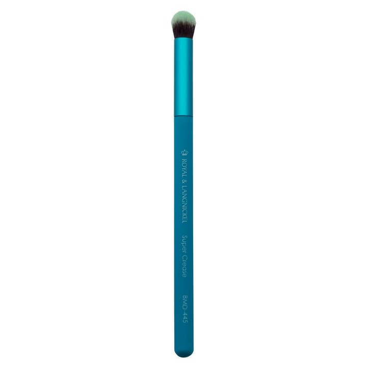 MŌDA® Super Crease Makeup Brush for wholesale by Royal Brush Mfg. Inc.