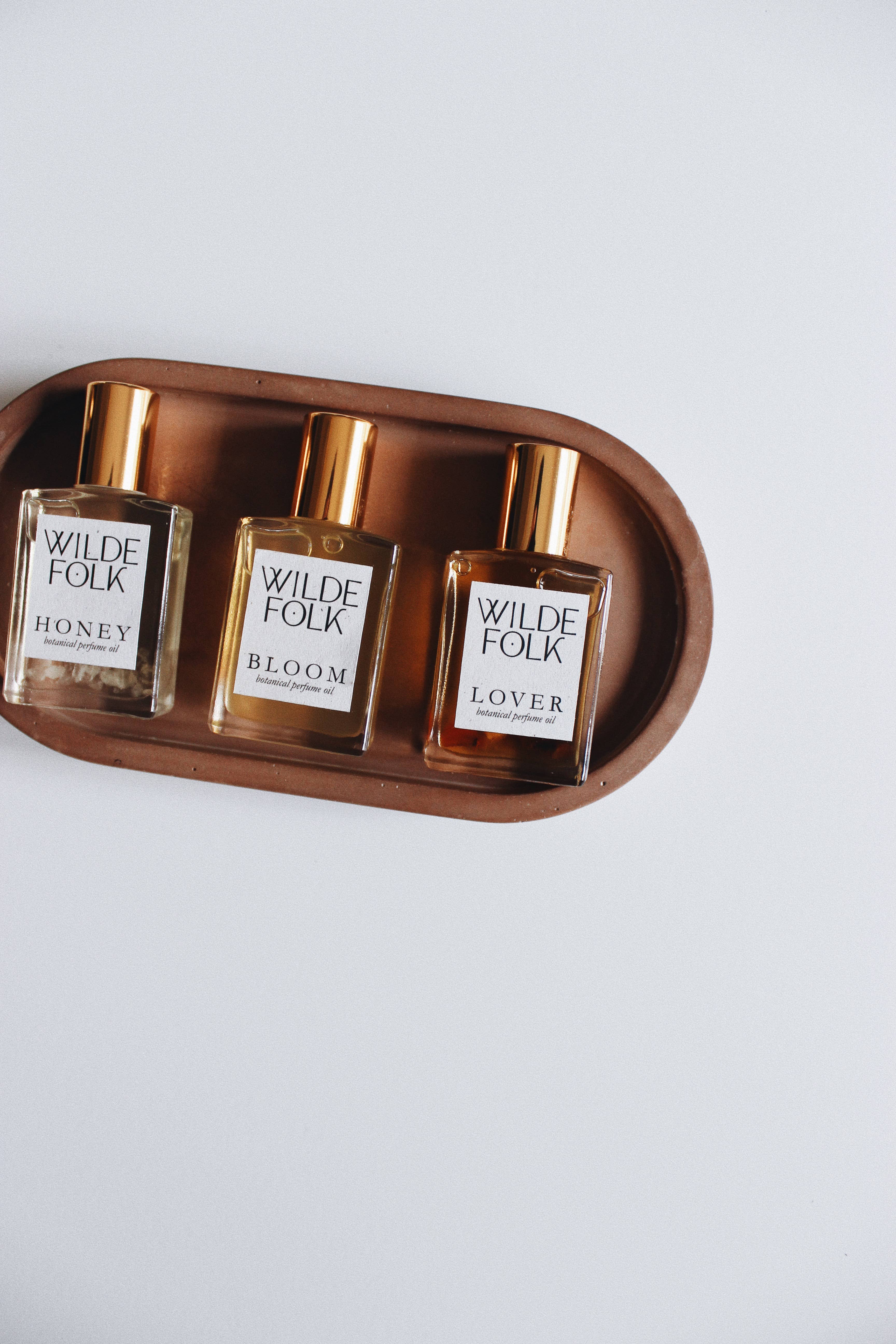 Wilde Folk - Wholesale Roll-On Fragrance - Lover Perfume Oil – Jasmine & Vetiver with Carnelian, 15mL2