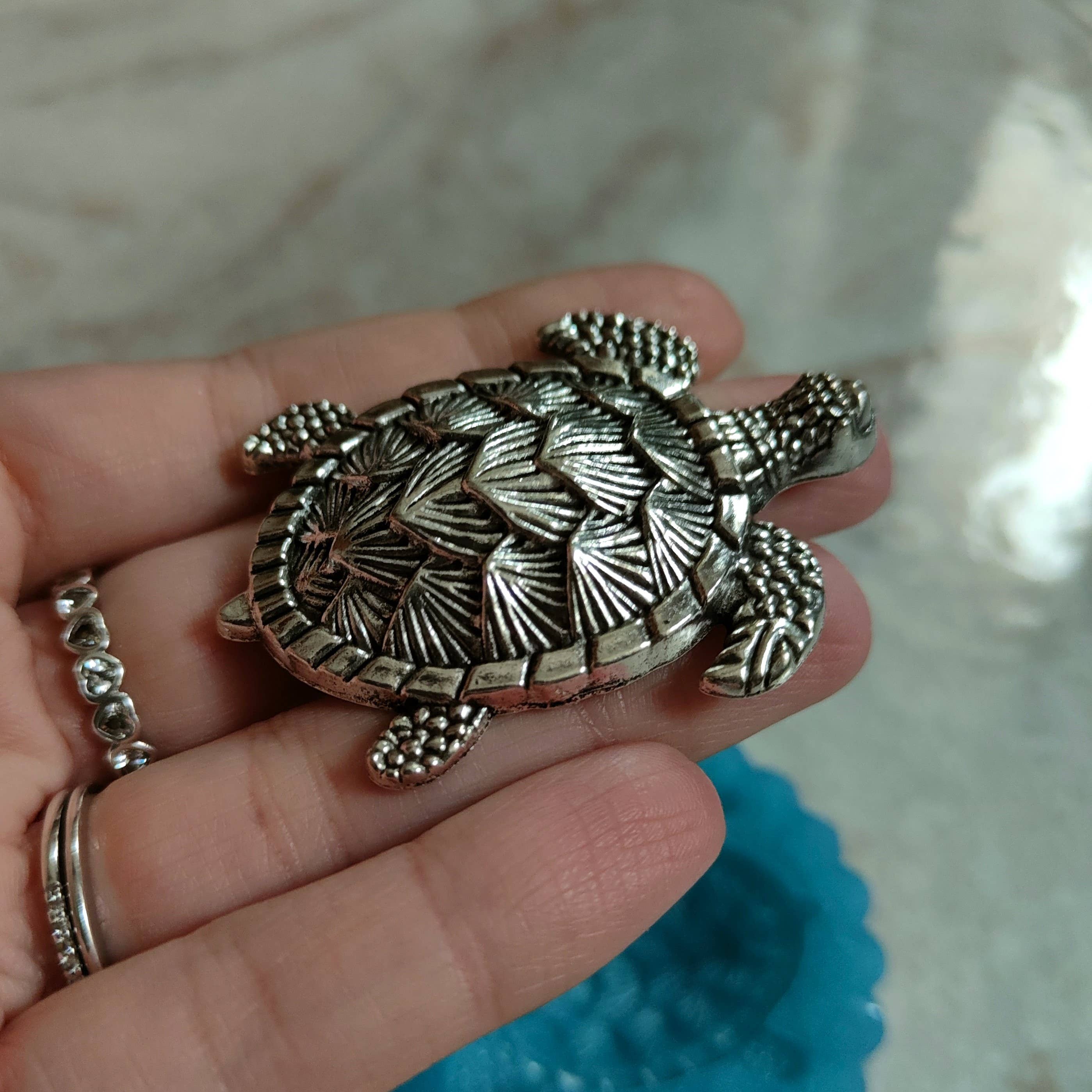 Serena Creazione di Serena Stampone - Wholesale DIY Craft Kit - Turtle mold 6x4cm in silicone for resin, plaster, and wax3