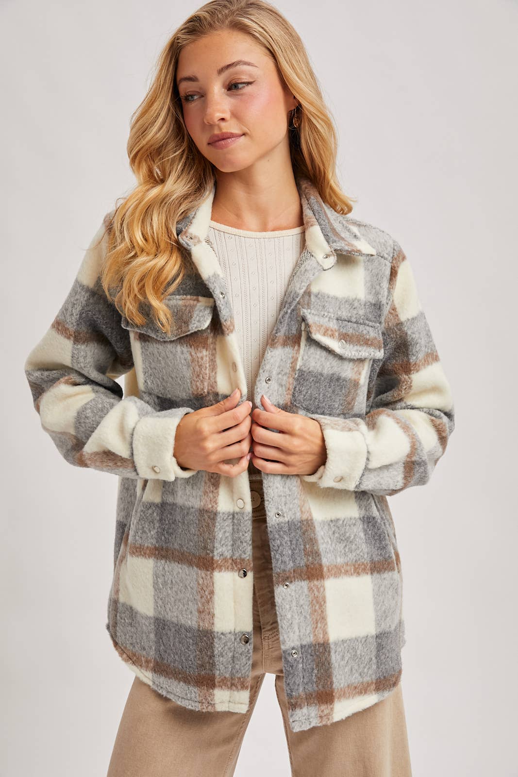 Bluivy – Engroshandel Skjortejakke/shacket – til kvinder – PLAID BØRSTET FLANNEL SHACKET1
