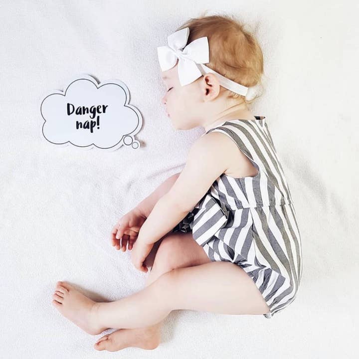 Baby Milestone Cards (Thought Bubbles) for wholesale by Bearsy And The Boy