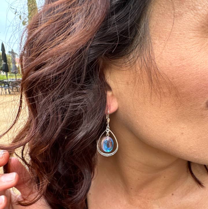 LeightWorks - Aurora Crystal Jewelry – Engroshandel Hængeøreringe og creoløreringe – Ovale med løkkeøreringe1