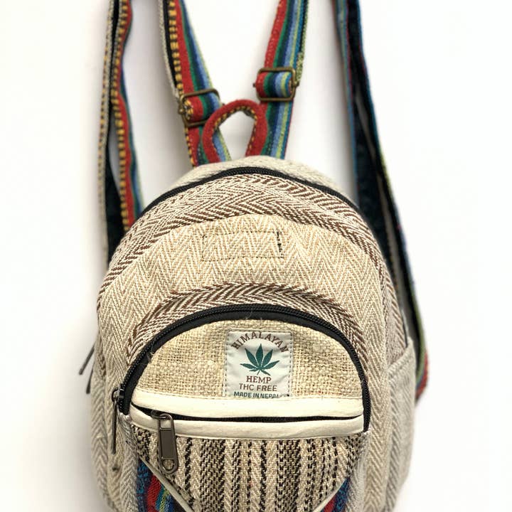 Rising International Inc - Vendita all'ingrosso Zaino - Donna - Zainetto in canapa all’ingrosso (SS318)0