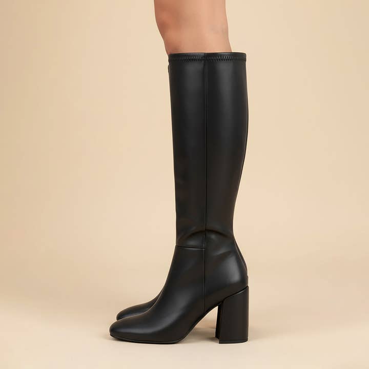 SO-ROSALIE and other Purchase Wholesale bottigliette d'acqua. Free Returns & Net 60 Terms on Faire trending on Faire.