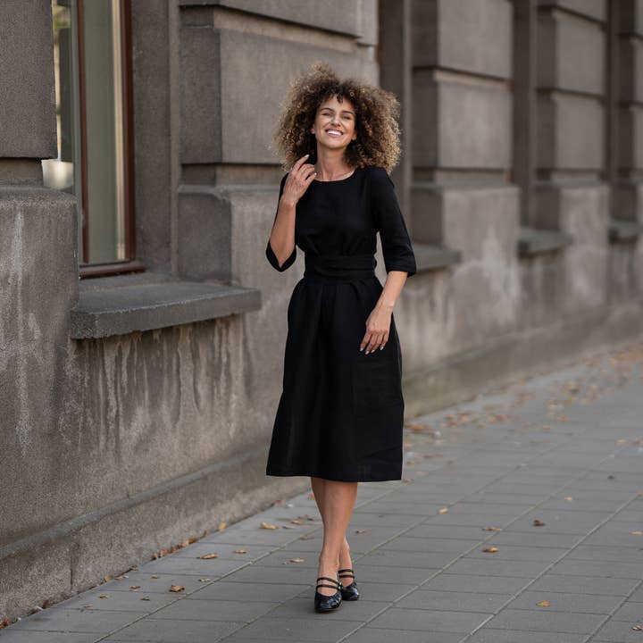 menique - Wholesale Jurk - Dames - Linnen jurk met 3/4 mouwen en obi-riem Miley – zomerjurk