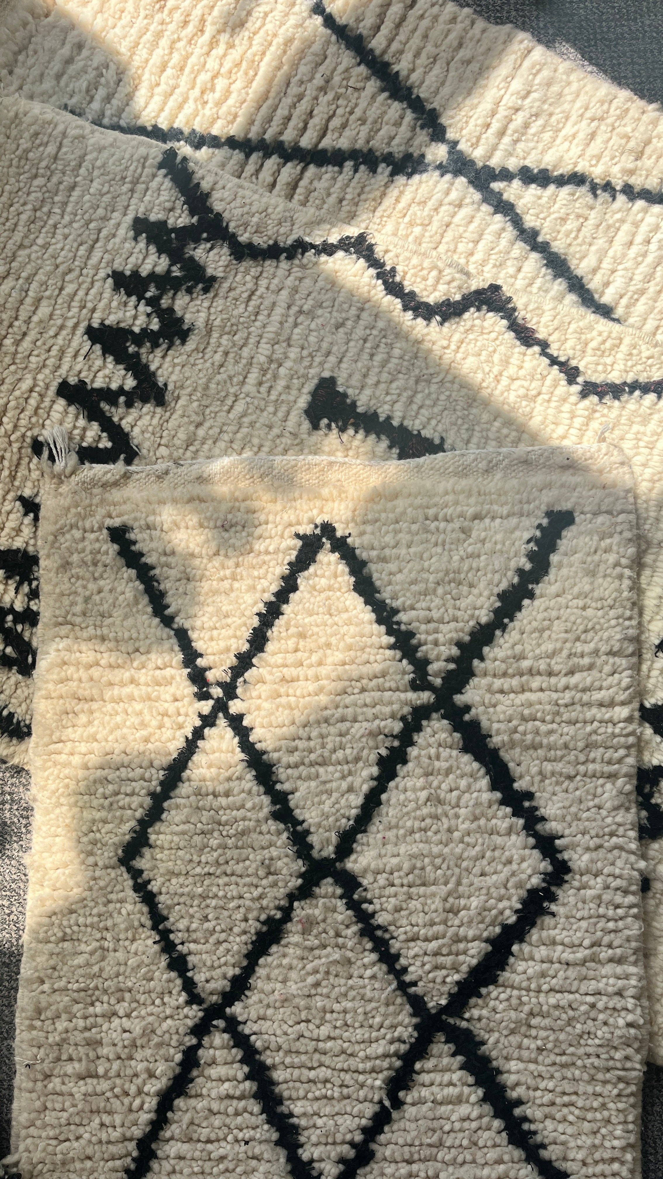 Jarapa – wholesale Area rug – Handwoven Berber Wool Rug1