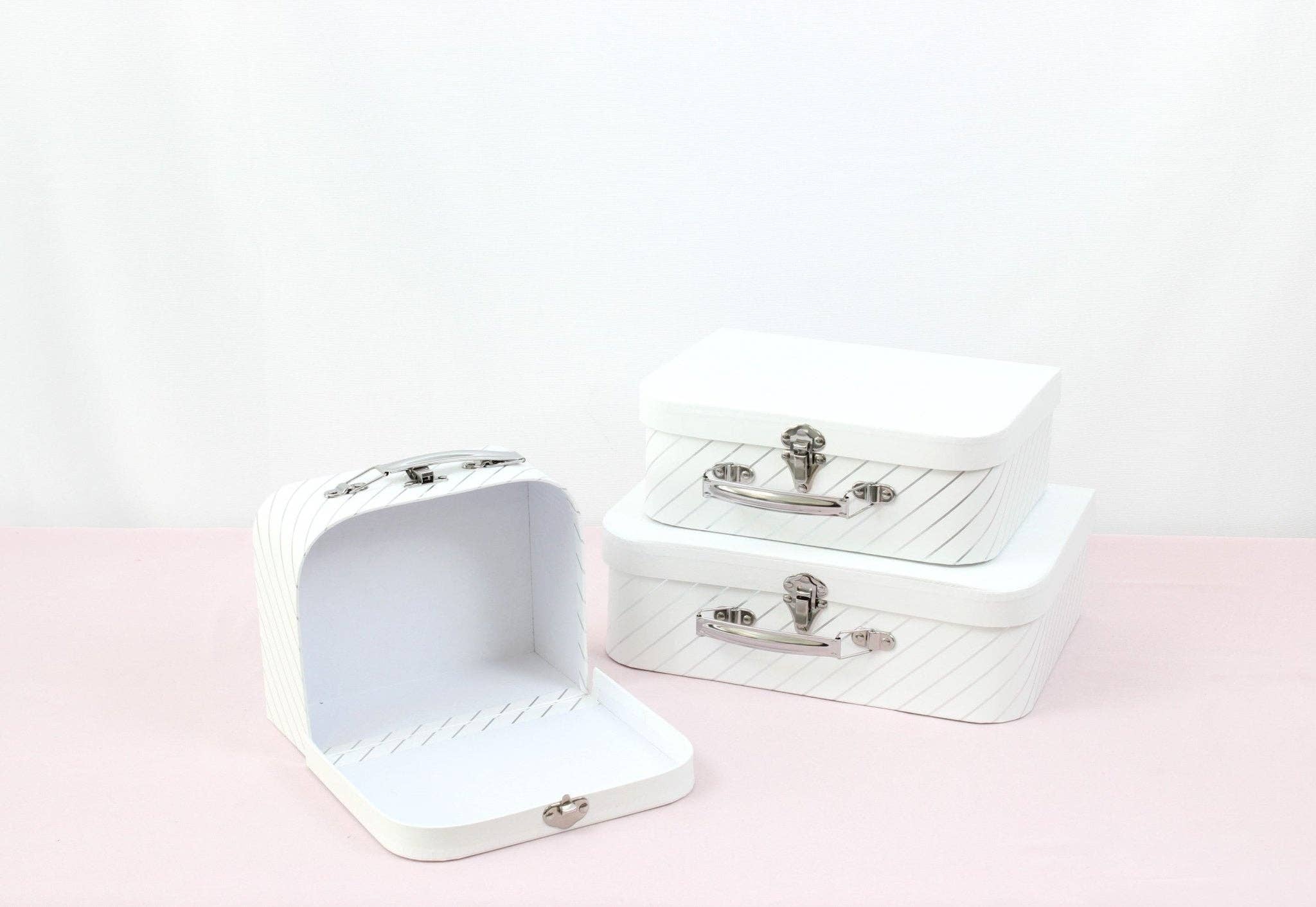 Elegant Design Supply - Vente Coffrets cadeaux - Boîte cadeau luxe en forme de valise avec rayures dorées6