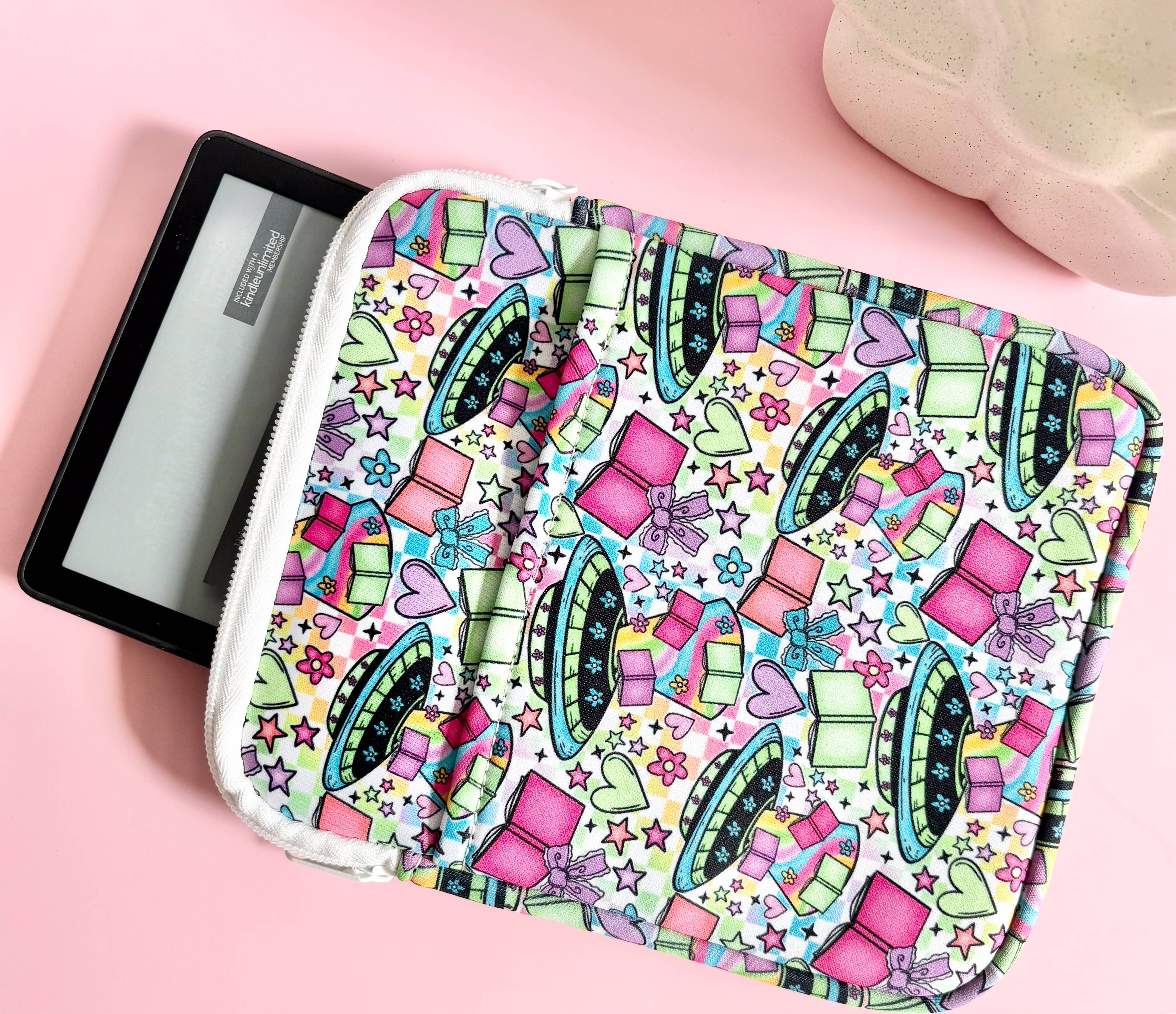 The Blush Hut - Wholesale Book Cover - UFO & Books Kindle Sleeve  - Kindle Accessory1