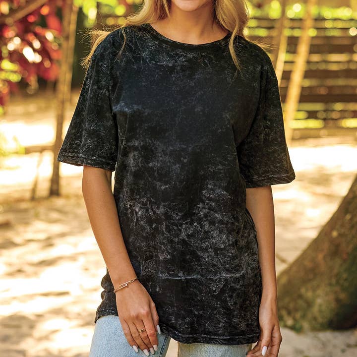 T-shirt unisexe Dream All Day pour la vente par LAGACI