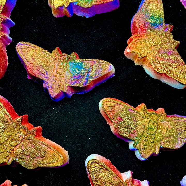 Man on the Moon Mystics - Wholesale Bath Bomb/Fizz - Death Moth Bath Bomb1