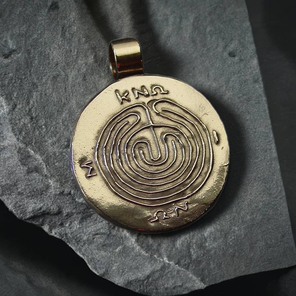 Vis a Vis Jewelry - Wholesale Individual Charm/Pendant - Circular Labyrinth of Knossos Pendant
