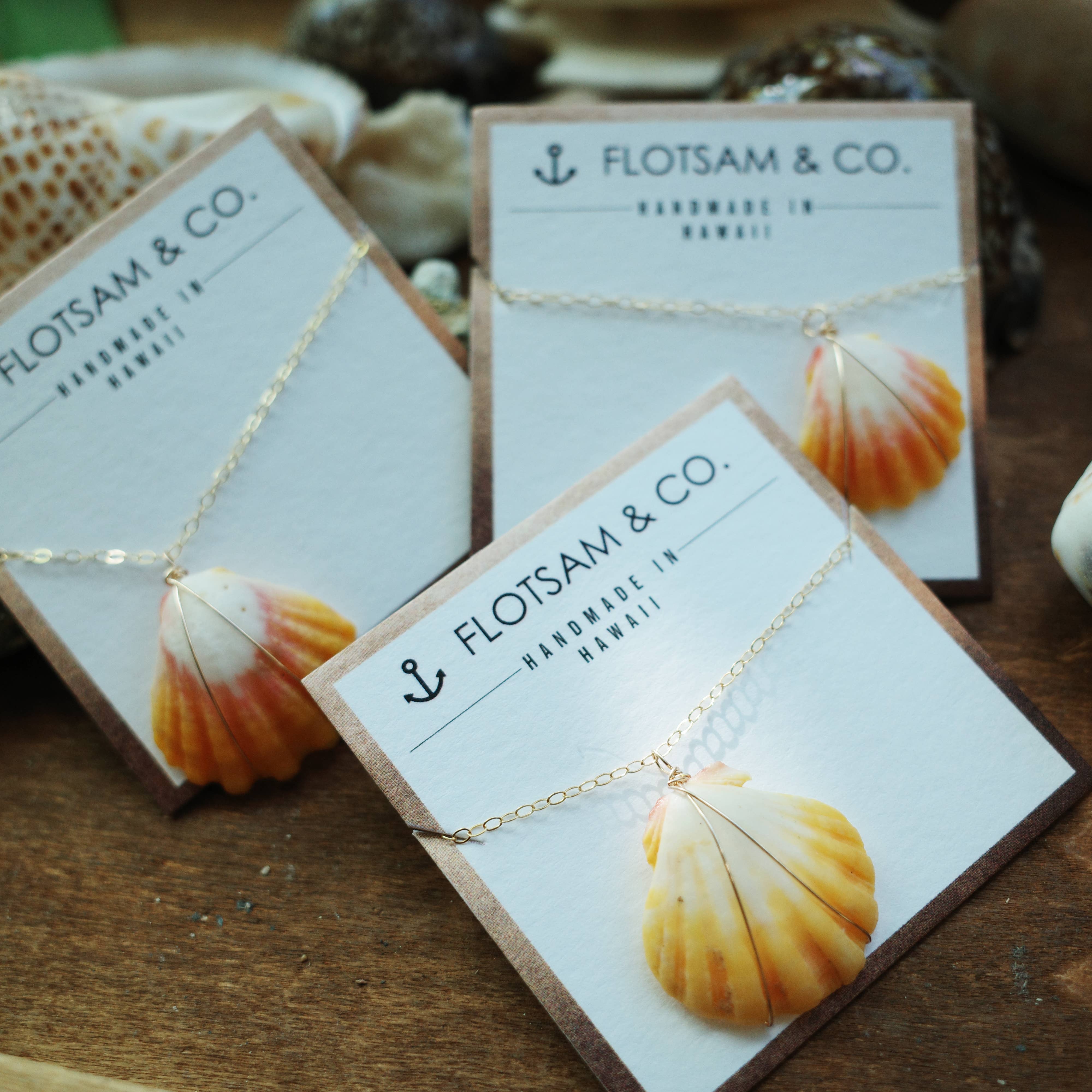 Flotsam & Co. Hawaii - Wholesale Pendant/Charm Necklace - Sunrise Shell Necklace (Wire wrapped) Without Pearl0