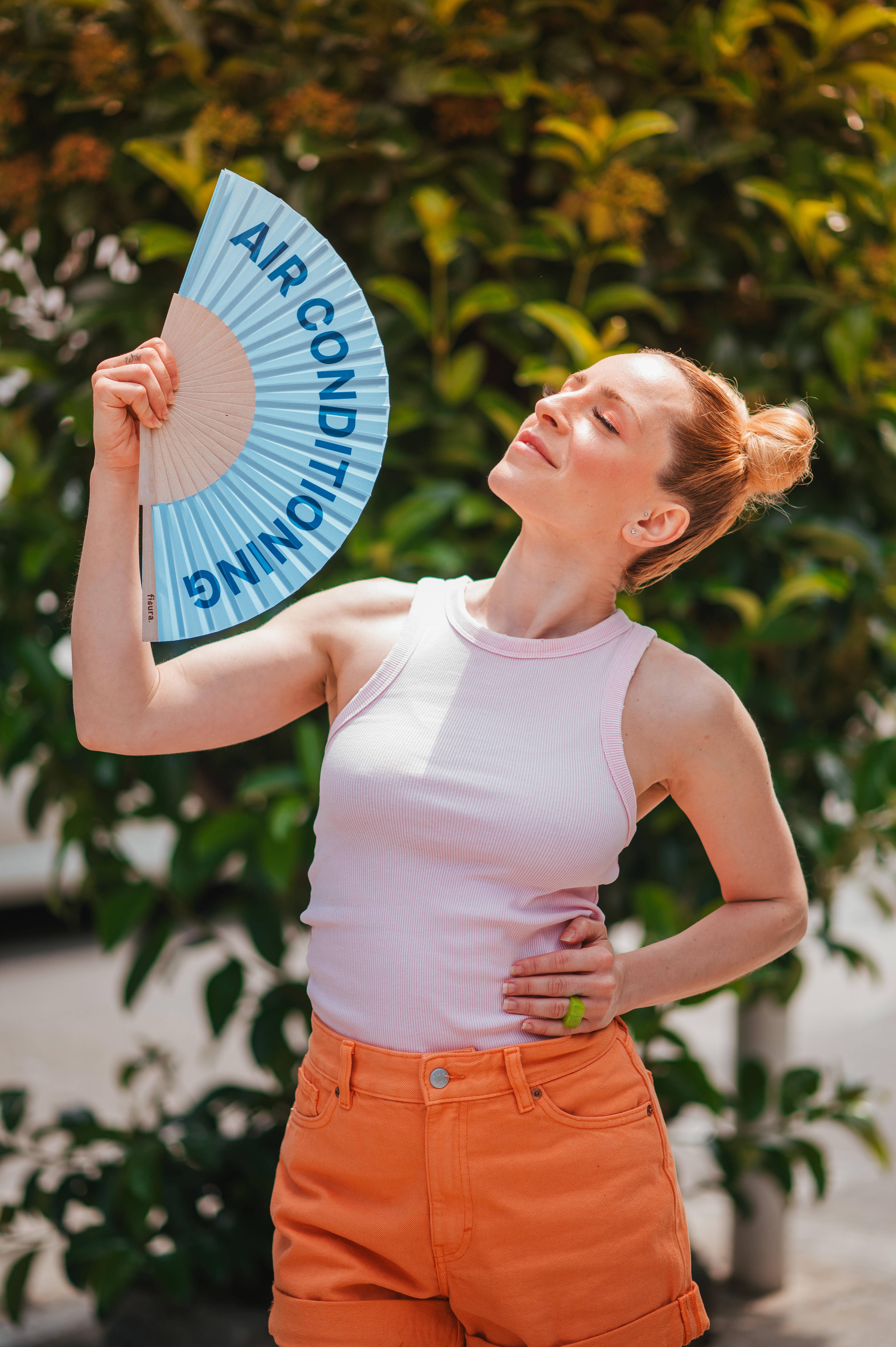 Fisura – wholesale Handheld folding fan – “Air Conditioning” Fan3